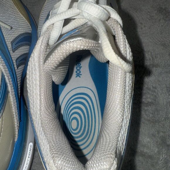 Reebok‎ EasyTone Women's Size 8 Blue & White Running/Toning Shoes - Picture 7 of 9